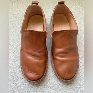 Patnoflex loafer in tan leather | men’s size 9.5 | original box